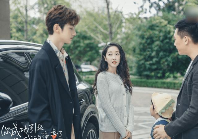 超级坦克消灭僵尸